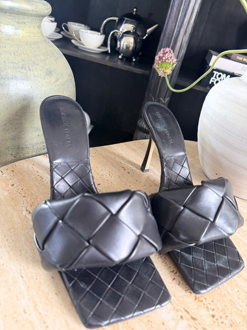 BOTTEGA VENETA Lido intrecciato leather mules